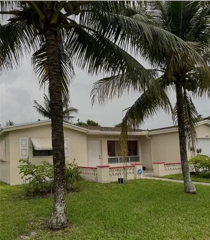 3852 NW 34th Street Lauderdale Lakes FL 33309