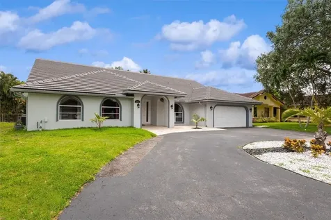 4915 NW 85th Road Coral Springs FL 33067