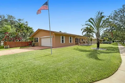 7251 NW 5th Court Plantation FL 33317