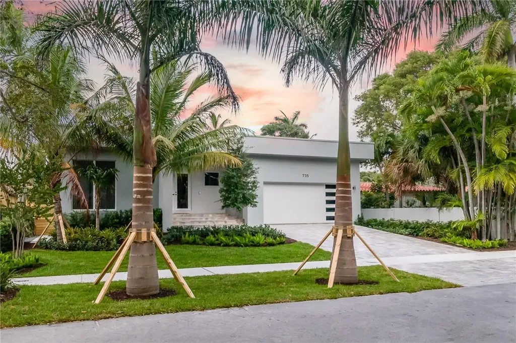735 NE 19th Avenue Fort Lauderdale FL 33304