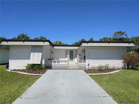 6317 NW 74th Avenue Tamarac FL 33321