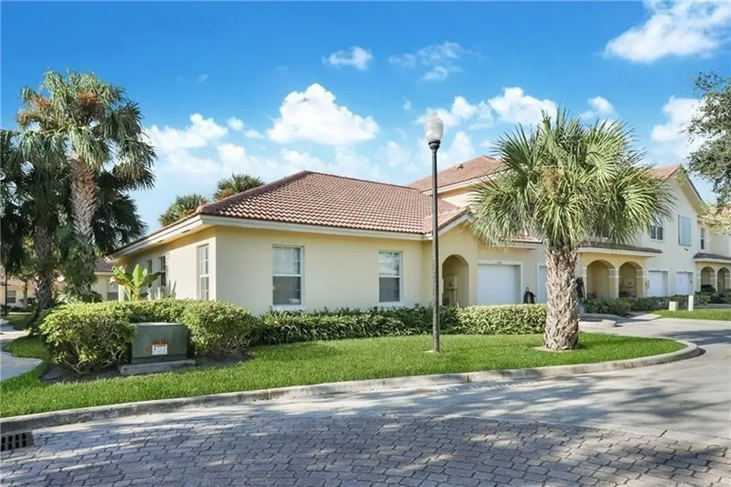 1277 NW 27th Avenue Pompano Beach FL 33069
