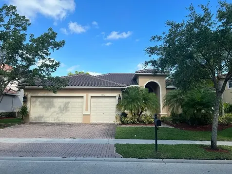3851 E Coquina Way Weston FL 33332