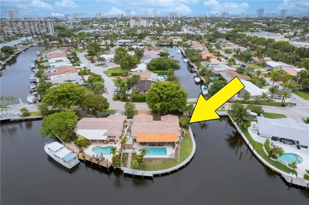 1009 SE 9th Avenue Pompano Beach FL 33060