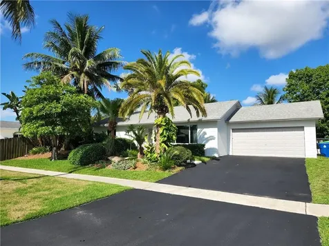 1015 NW 133rd Avenue Sunrise FL 33323