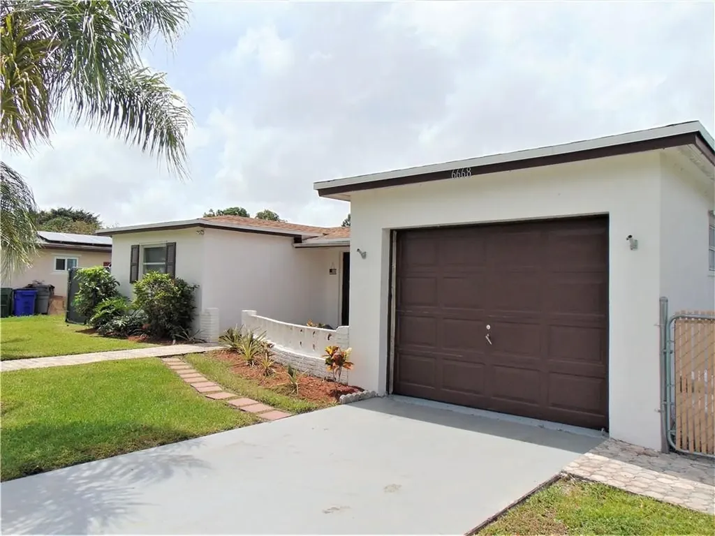 6668 NW 1st Street Margate FL 33063