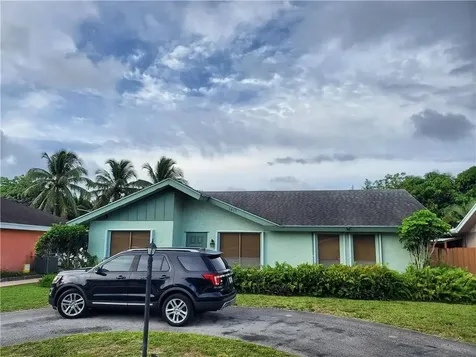 7416 SW 13th Street North Lauderdale FL 33068