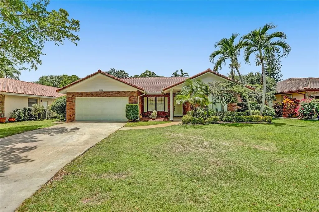 3930 NW 70th Avenue Coral Springs FL 33065