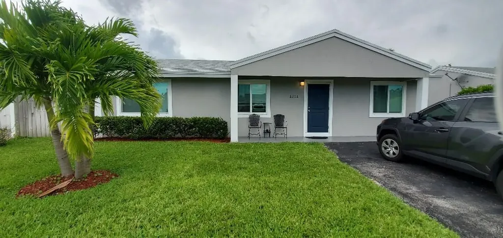 1351 SW 73rd Avenue North Lauderdale FL 33068