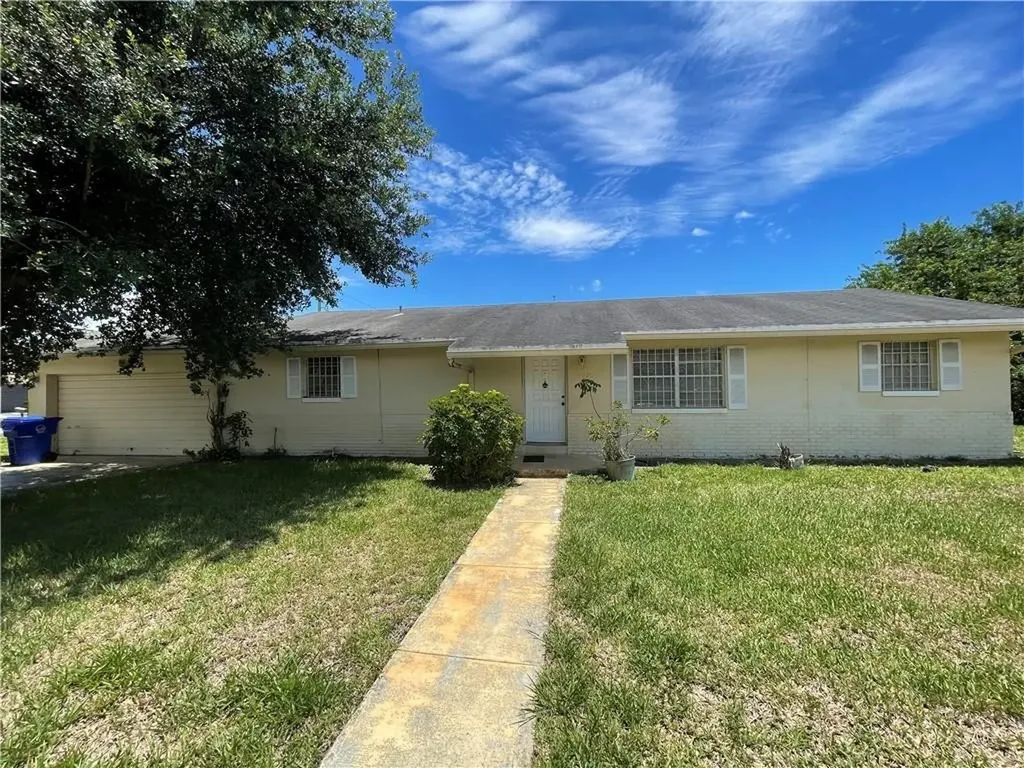 4350 SW 20th Street West Park FL 33023