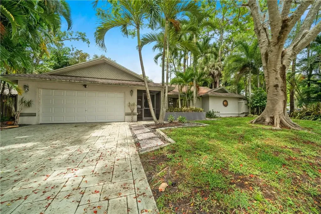 13590 Exotica Lane Wellington FL 33414