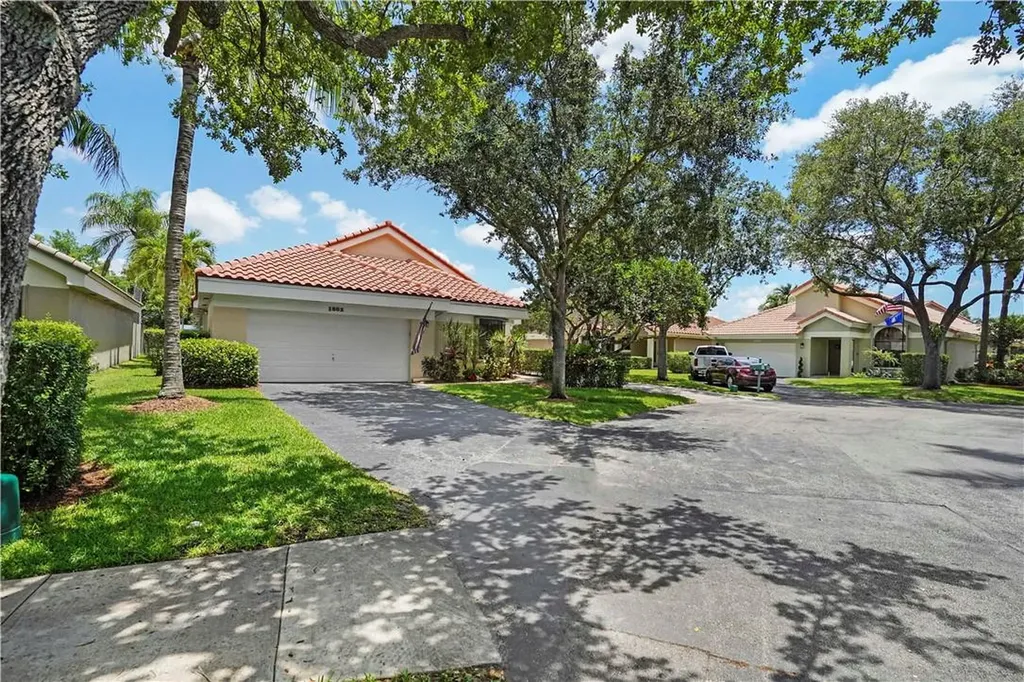 1882 NW 97th Avenue Plantation FL 33322