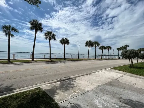 1440 Brickell Bay Drive Miami FL 33131