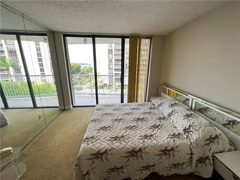 1440 Brickell Bay Drive Miami FL 33131