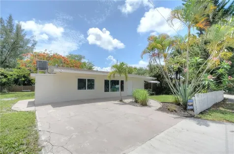 4330 NE 12th Avenue Pompano Beach FL 33064