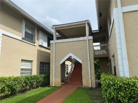 10076 Twin Lakes Drive Coral Springs FL 33071