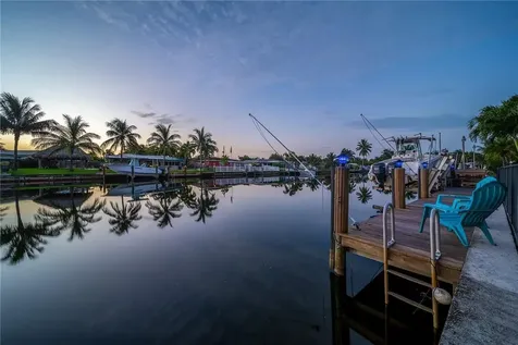 390 SE 1st Terrace Pompano Beach FL 33060