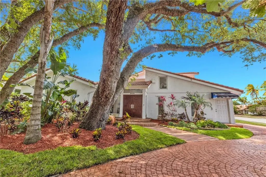 3031 N 35th Street Hollywood FL 33021