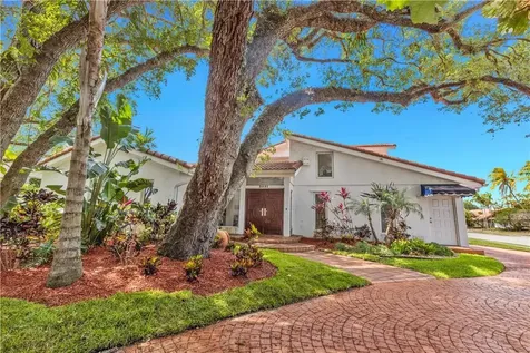 3031 N 35th Street Hollywood FL 33021