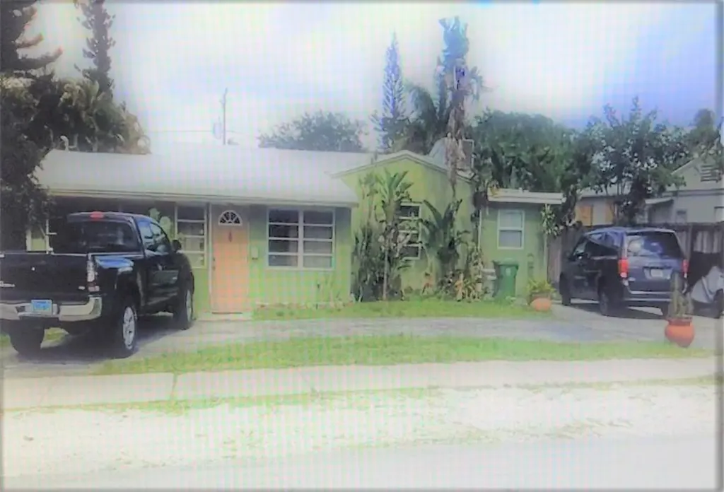 19 NE 24th Street Wilton Manors FL 33305