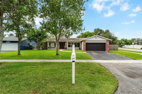 5201 SW 87th Terrace Cooper City FL 33328