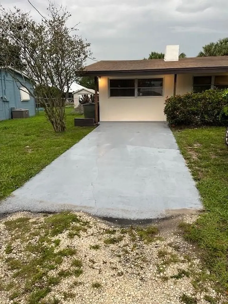 118 Garden Avenue Fort Pierce FL 34982