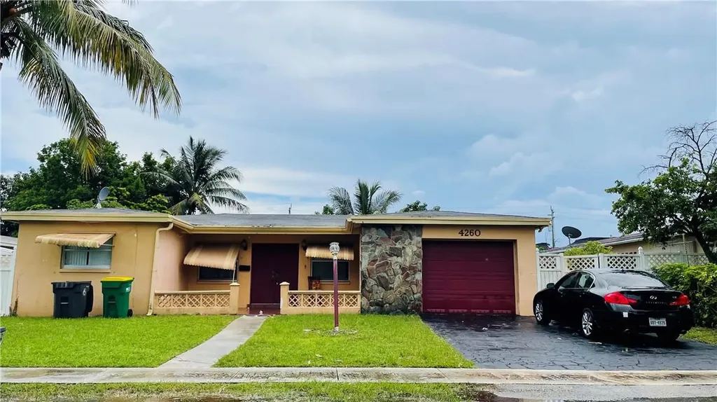 4260 NW 43rd Street Lauderdale Lakes FL 33319