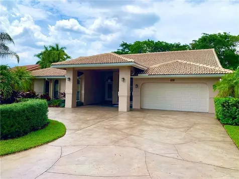 7913 NW 83rd Street Tamarac FL 33321
