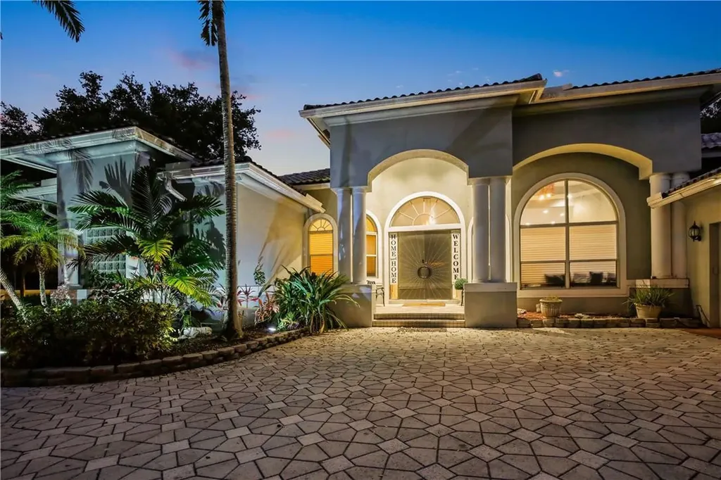 1333 NW 121st Avenue Plantation FL 33323