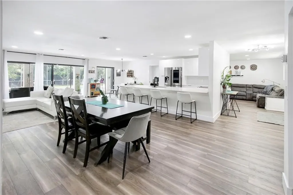 2086 NW 104th Avenue Coral Springs FL 33071