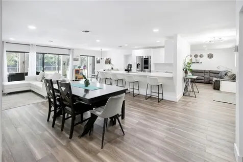 2086 NW 104th Avenue Coral Springs FL 33071