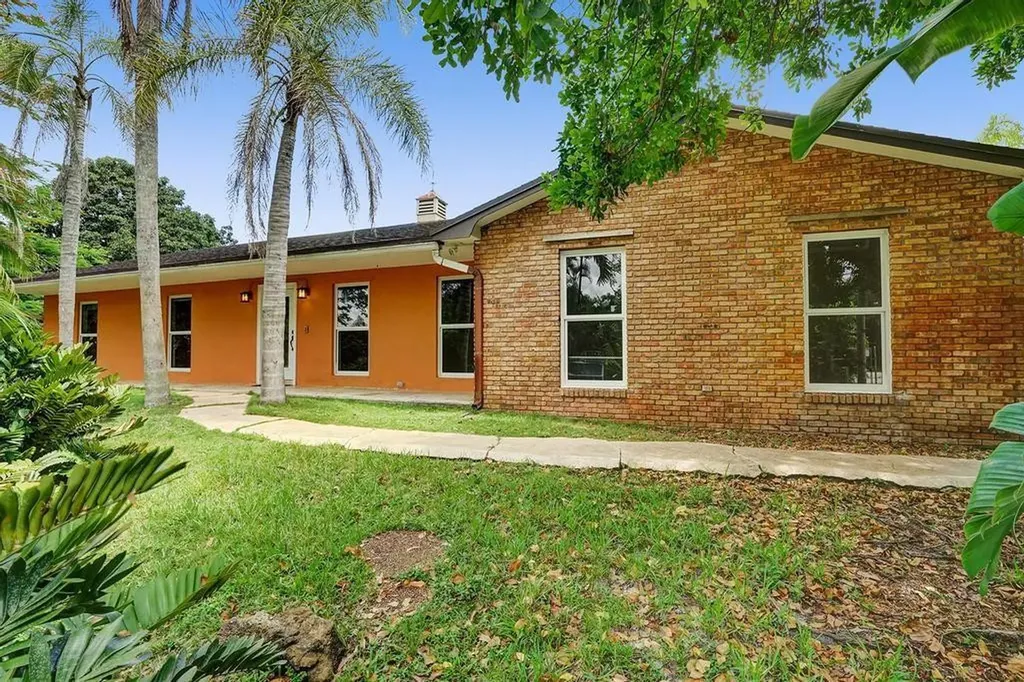 14301 SW 29th Court Davie FL 33330