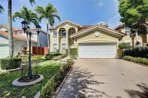 6142 SW 158th Pass Miami FL 33193