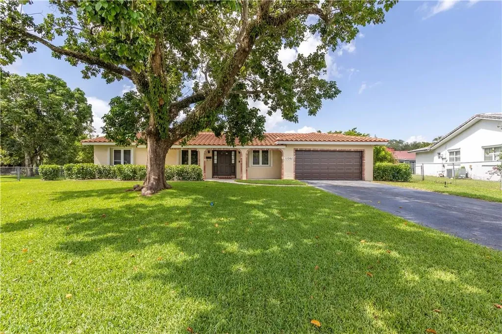 10260 NW 39th Place Coral Springs FL 33065