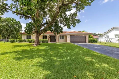 10260 NW 39th Place Coral Springs FL 33065