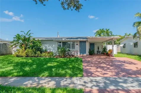 5051 SW 94th Avenue Cooper City FL 33328