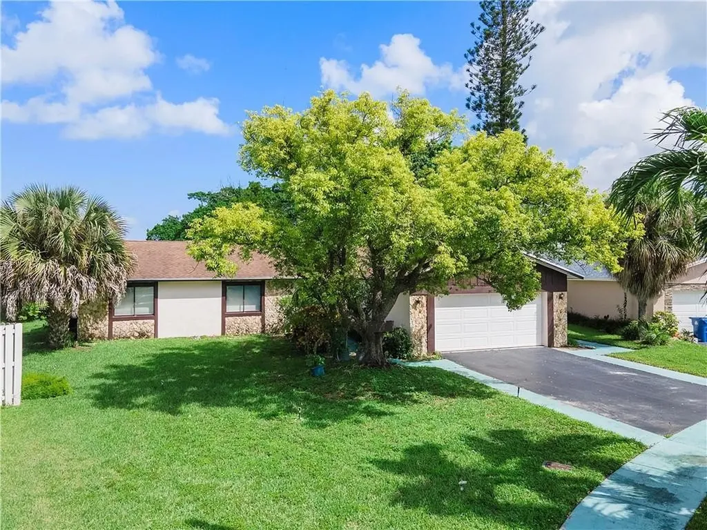 9457 NW 46th Court Sunrise FL 33351