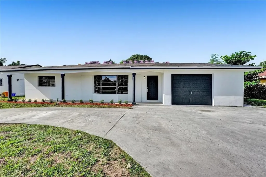 312 SW 12th Avenue Boynton Beach FL 33435