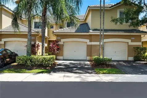 2064 Hacienda Terrace Weston FL 33327