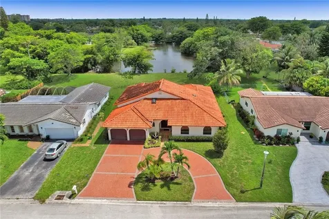 11081 Glenwood Drive Coral Springs FL 33065