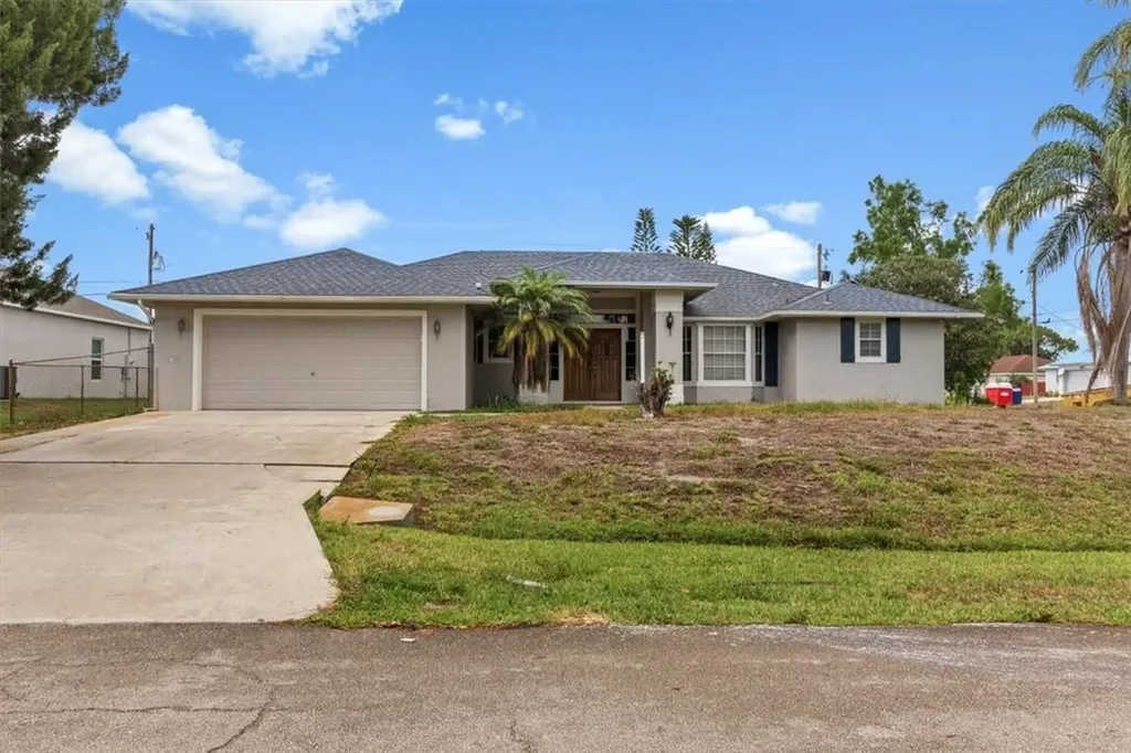 597 SW Ryan Avenue Port St Lucie FL 34953