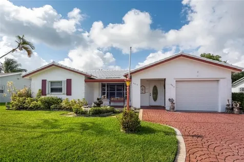 6812 NW 76th Court Tamarac FL 33321