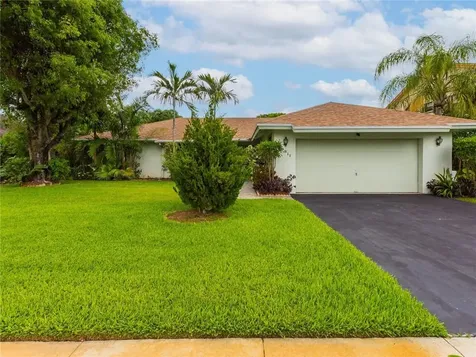 9811 SW 14th Street Pembroke Pines FL 33025
