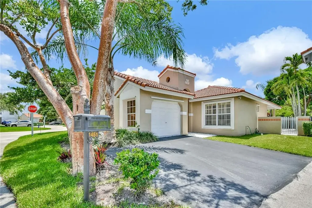 1451 Garden Road Weston FL 33326