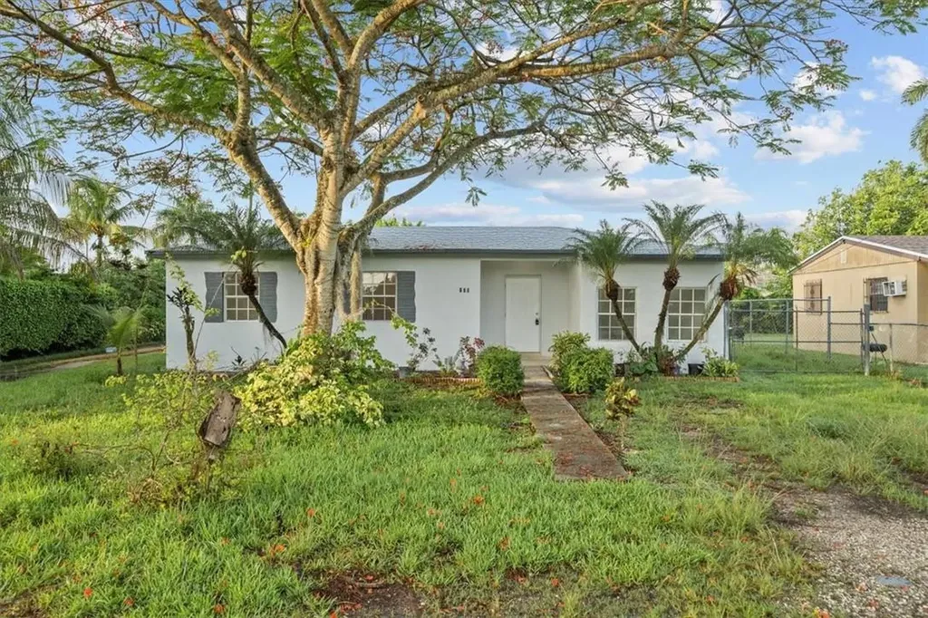 728 NW 6th Street Homestead FL 33030