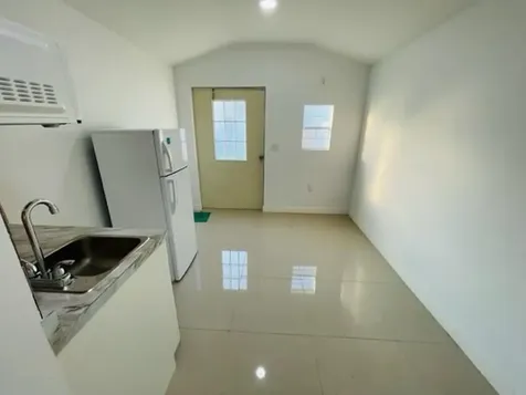 1360 NE 159th Street North Miami Beach FL 33162