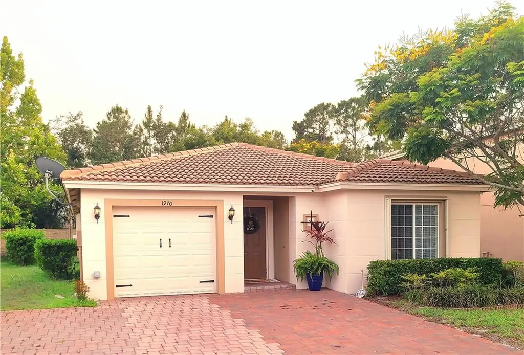 1970 SW Jamesport Drive Port St Lucie FL 34953