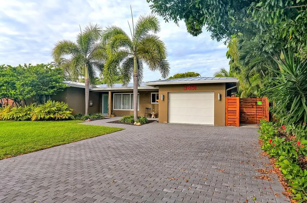 3451 NE 18th Avenue Oakland Park FL 33306