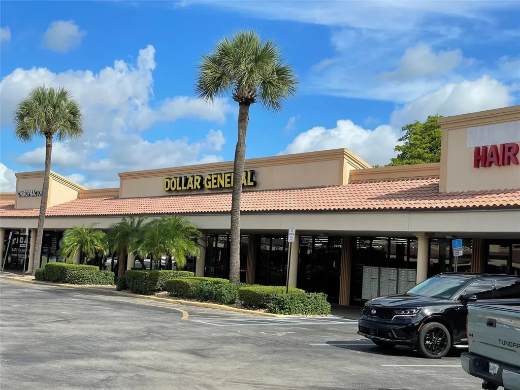 18606 NW 67th Avenue Hialeah FL 33015