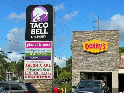 18606 NW 67th Avenue Hialeah FL 33015